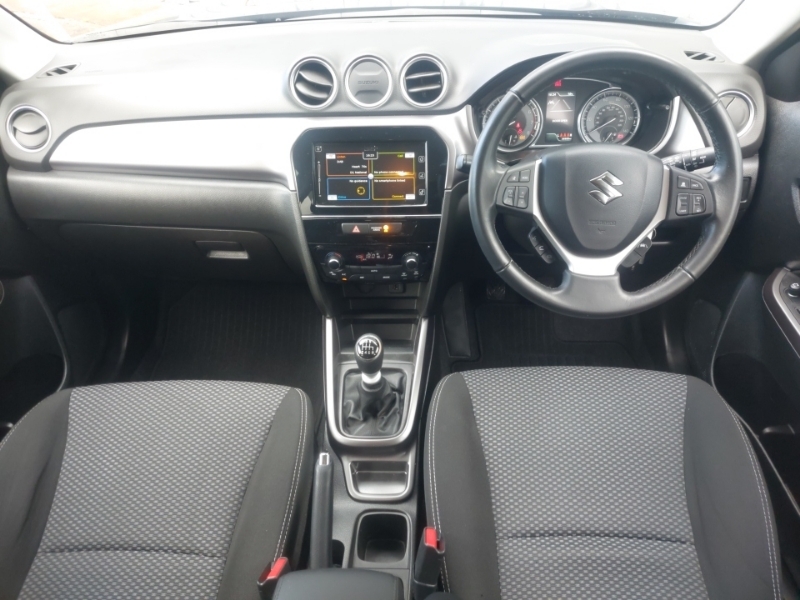 Suzuki Vitara 1.4 Boosterjet 48V Hybrid Sz-t Black #3