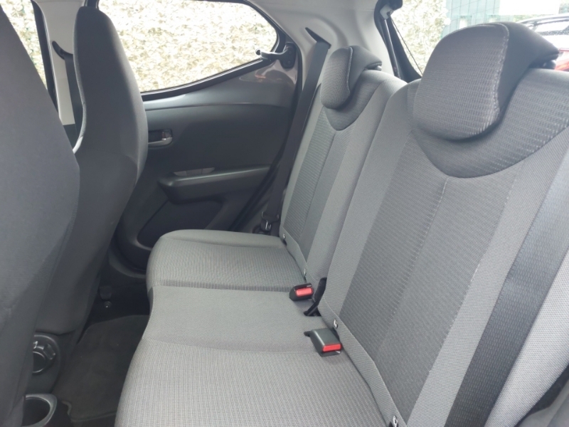 Toyota Aygo 1.0 Vvt-i X-play Tss Grey #6