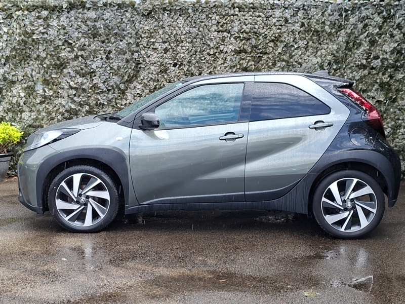 Toyota Aygo X 1.0 Vvt-i Edge SG72OJY Green #4