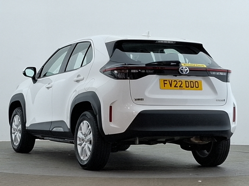 Toyota Yaris Cross 1.5 Hybrid Icon Cvt White #2