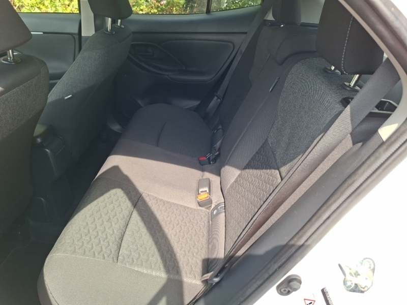 Toyota Yaris Cross 1.5 Hybrid Icon Cvt White #6