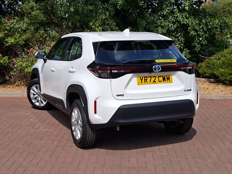 Toyota Yaris Cross 1.5 Hybrid Icon Cvt White #2
