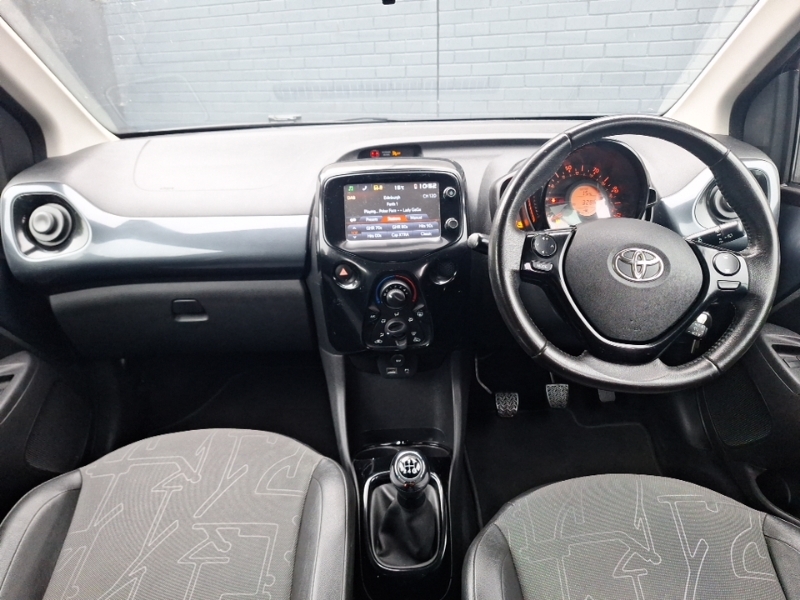 Toyota Aygo 1.0 Vvt-i X-pression Grey #3