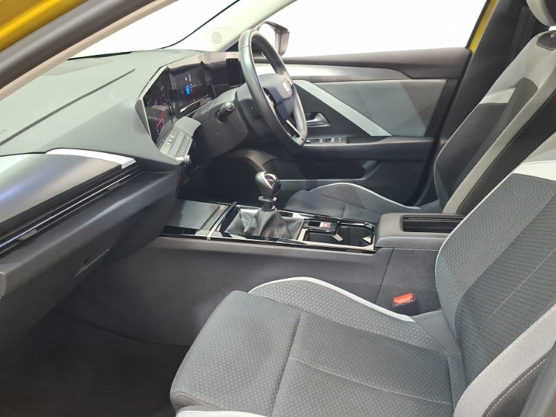 Vauxhall Astra Astra 1.2 Turbo Gs Line 130 Ps Black #5