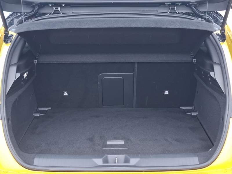 Vauxhall Astra 1.6 Plug-in Hybrid Gse 2024 White #18