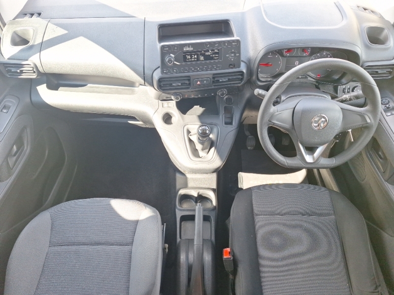 Vauxhall Combo 2000 1.6 Turbo D 100Ps H1 Edition Van White #3