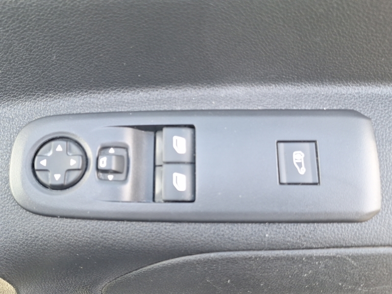 Vauxhall Combo 1.5 Turbo D Energy XL 7 Seat Estate  #11