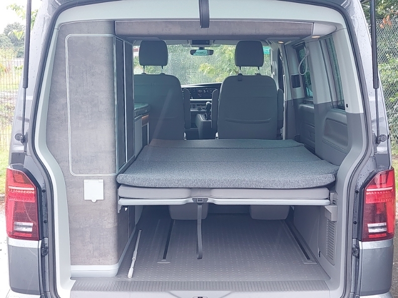 Volkswagen California Beach Camper Black #18