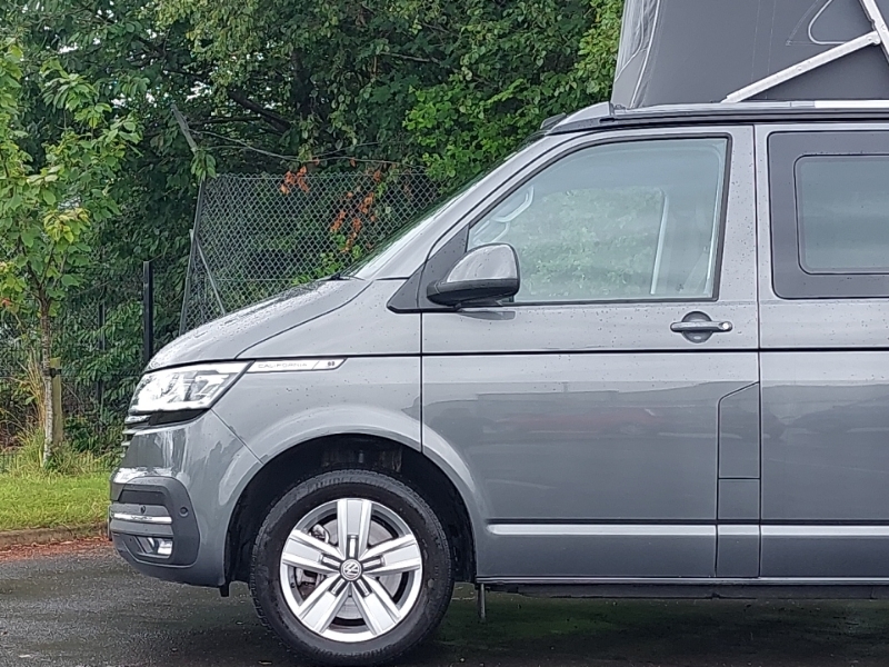 Volkswagen California Beach Camper Black #19