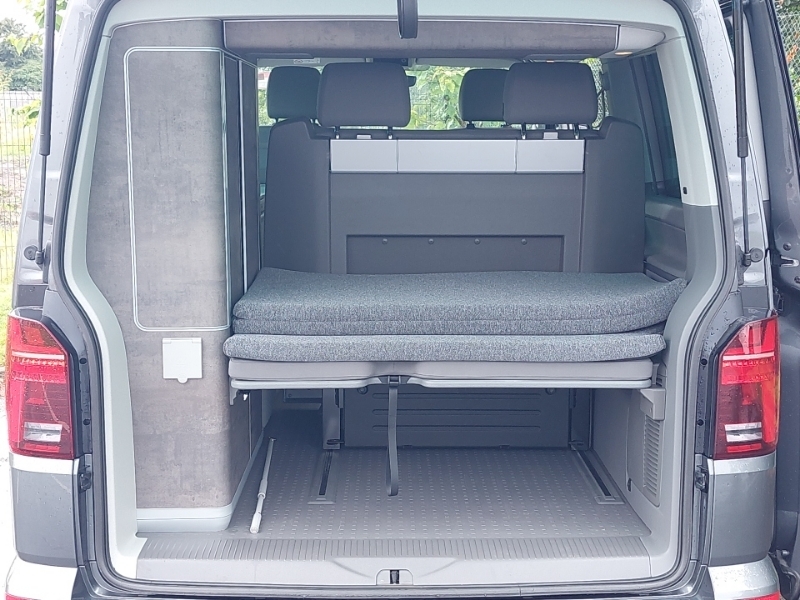 Volkswagen California Beach Camper Black #15