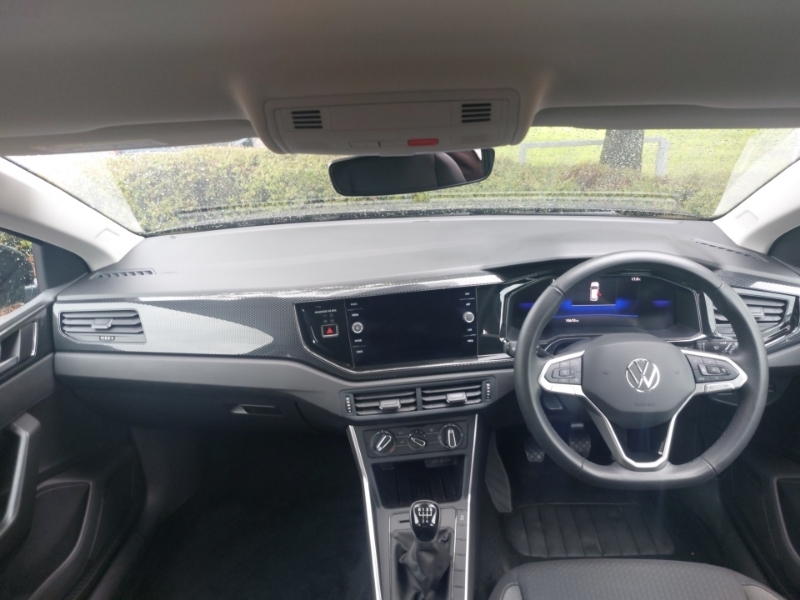 Volkswagen Polo 1.0 Tsi Match GM25ODB Black #3