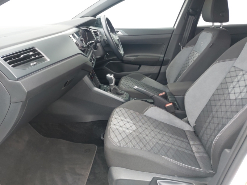 Volkswagen Taigo 1.5 Tsi 150 Black Edition Dsg White #5