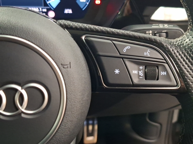 Audi A3 1.5 Tfsi 35 Edition 1 Saloon S Tronic White #13