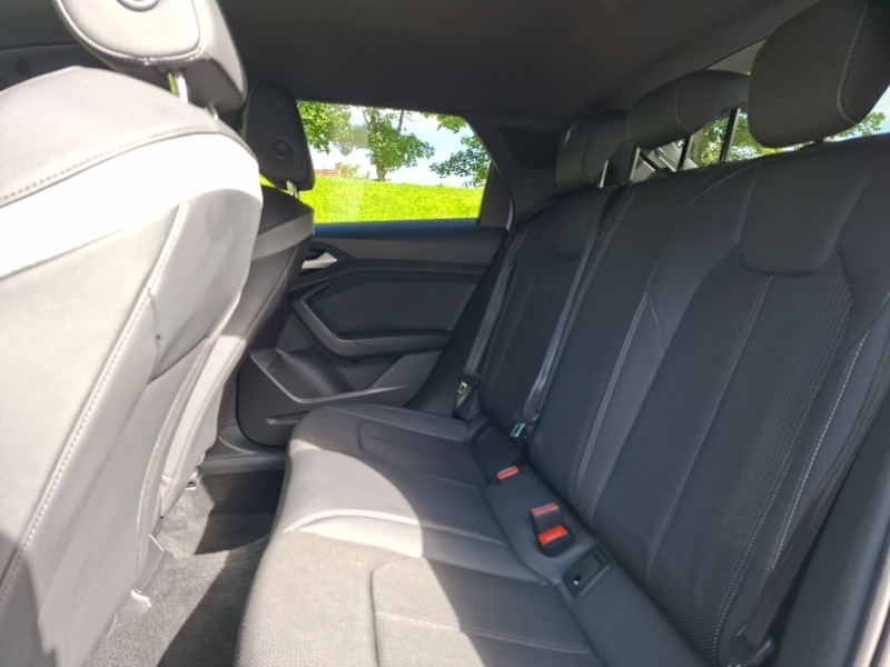 Audi A1 25 Tfsi Black Edition S Tronic GMZ4609 Grey #6