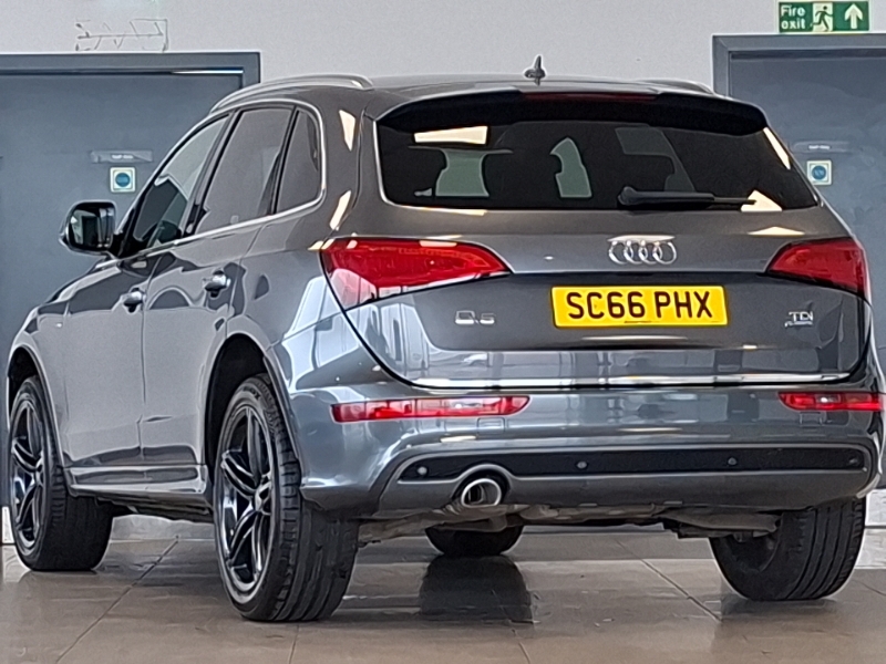 Audi Q5 2.0 Tdi 150 Quattro S Line Plus Grey #2