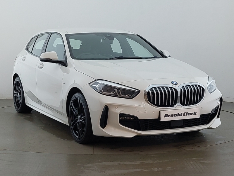BMW 1 Series 118I M Sport Black #1