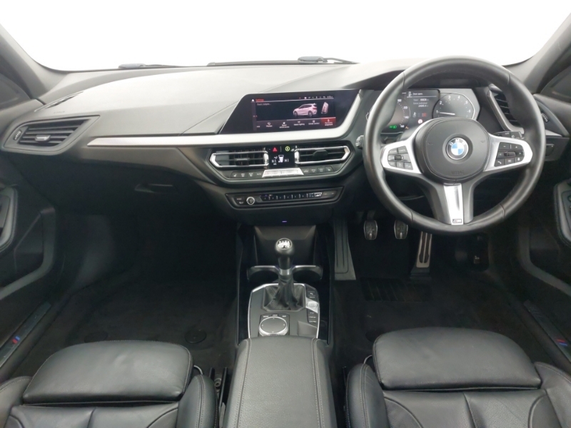 BMW 1 Series 118I M Sport Black #3