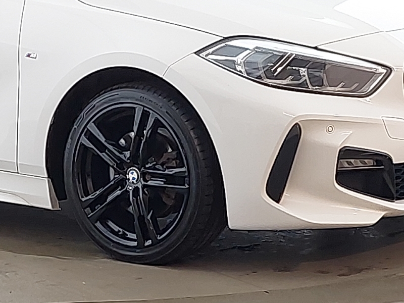 BMW 1 Series 118I M Sport Black #9