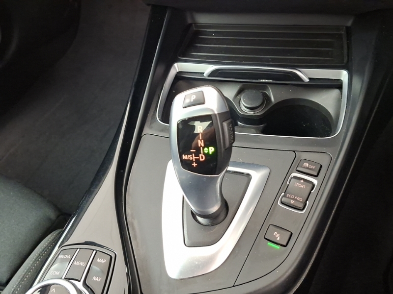 BMW 2 Series 225Xe M Sport Silver #17