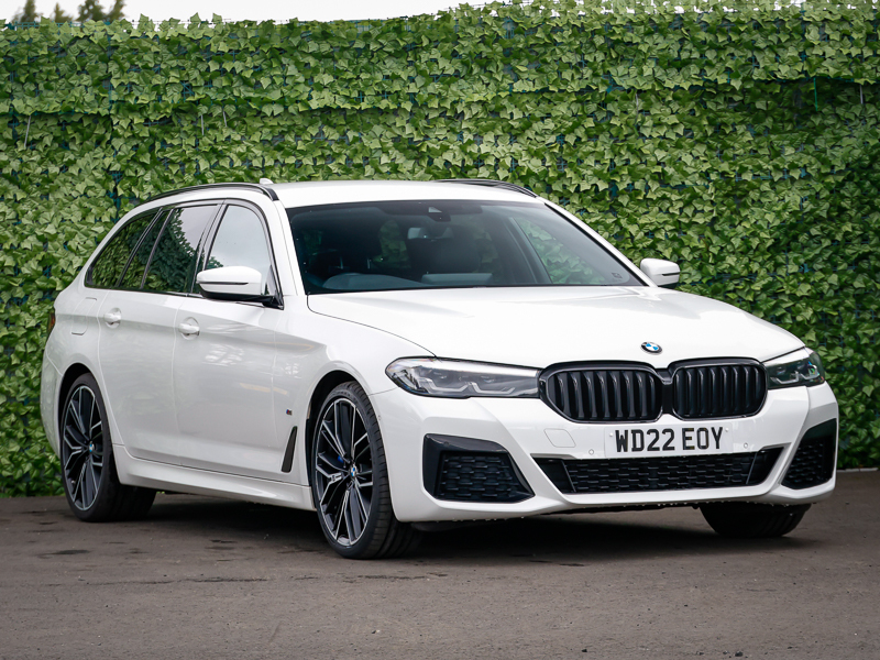 BMW 5 Series 520D Mht M Sport Step White
