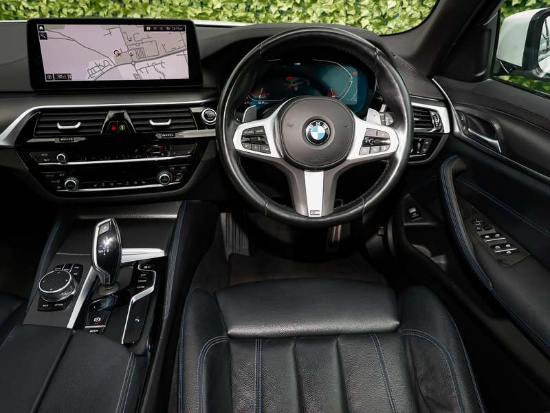 BMW 5 Series 520D Mht M Sport Step White #5