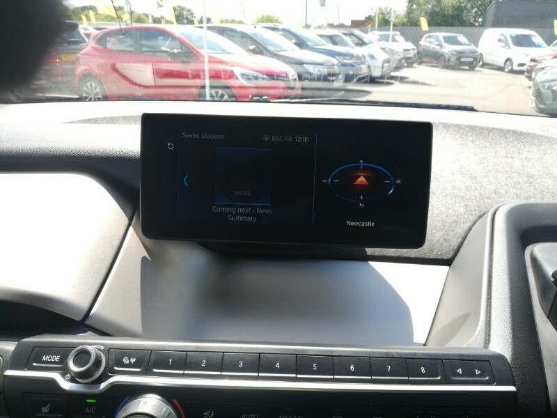 BMW i3 125Kw 42Kwh Lodge Interior World White #15