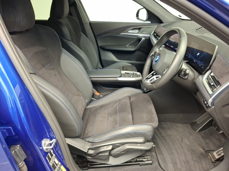 BMW iX2 230Kw Xdrive30 M Sport 65Kwh Black #12