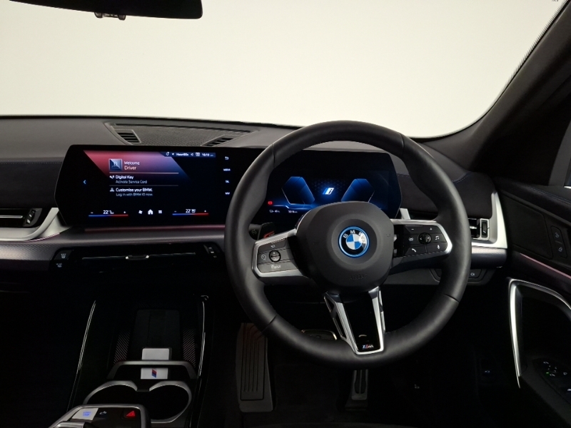 BMW iX2 230Kw Xdrive30 M Sport 65Kwh Blue #6