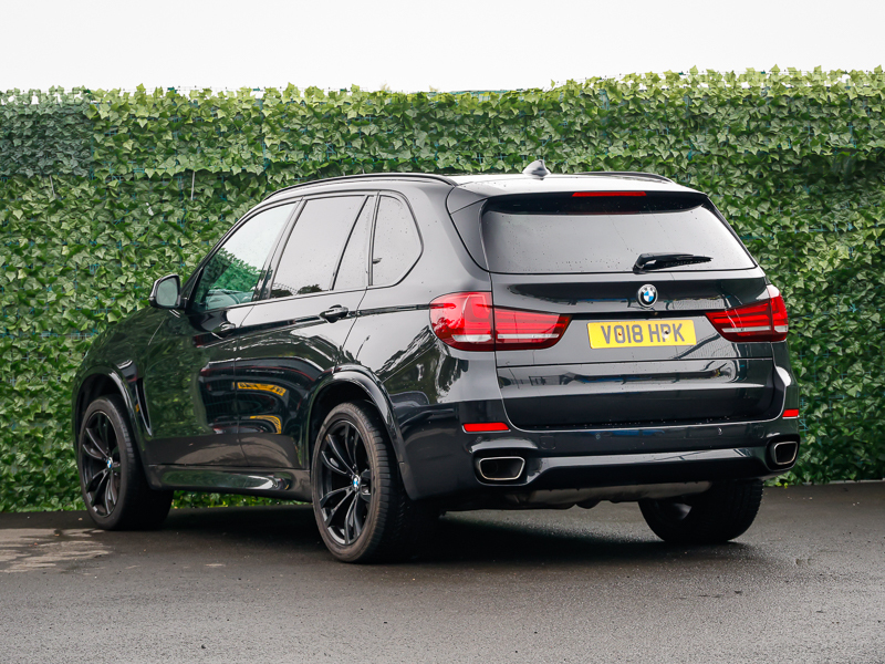 BMW X5 Xdrive40d M Sport Black #2