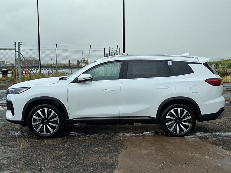 Chery Tiggo 8 1.5T Phev Summit Dht White #4