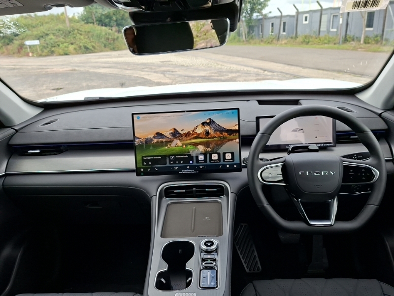 Chery Tiggo 8 1.5T Phev Summit Dht White #3