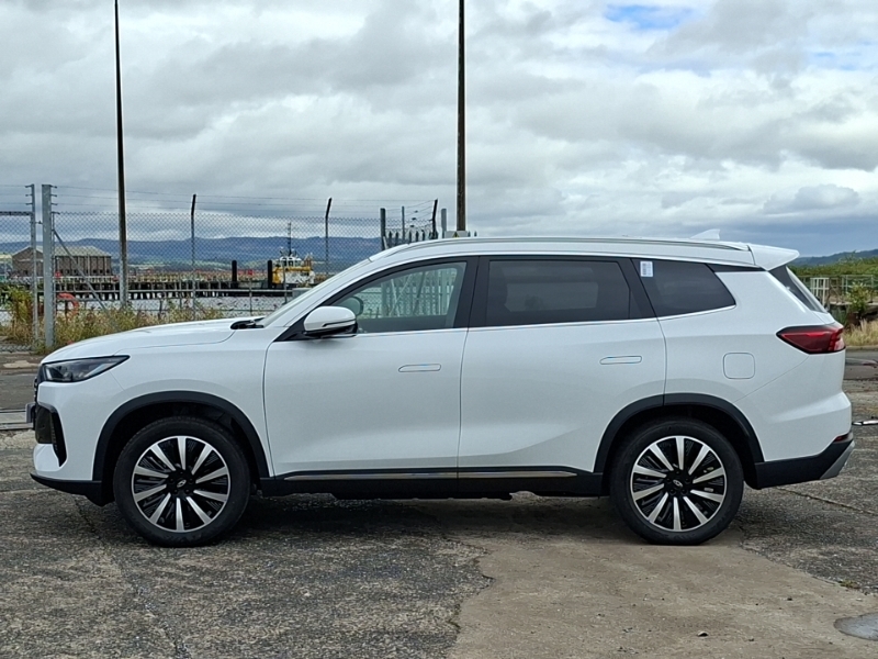 Chery Tiggo 8 1.5T Phev Summit Dht White #4