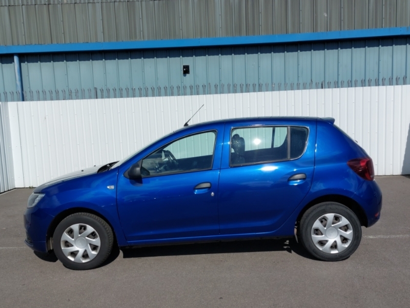 Dacia Sandero 1.0 Sce Essential Blue #4