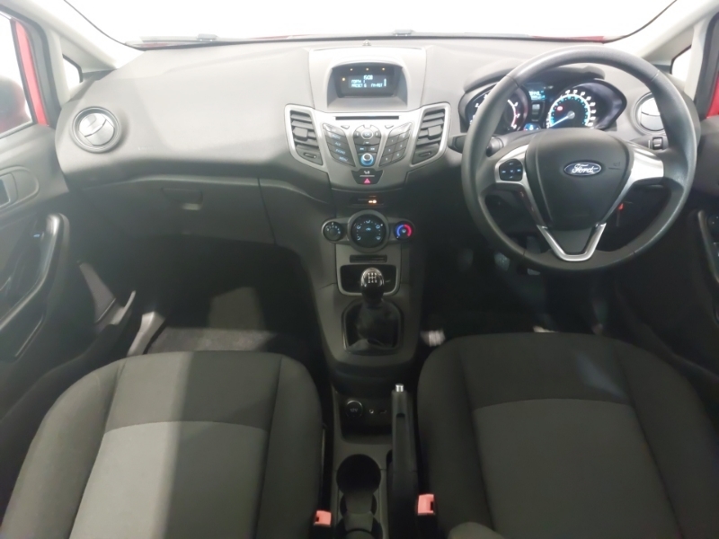 Ford Fiesta 1.25 Studio Red #3