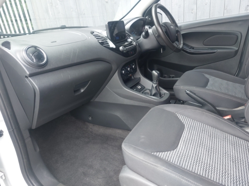 Ford KA+ 1.2 85 Zetec White #5