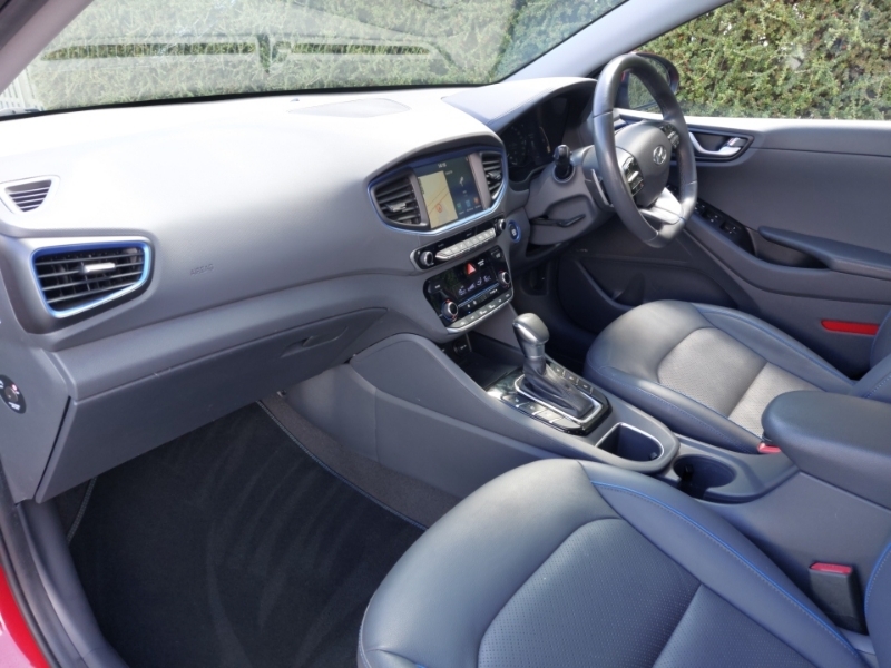 Hyundai Ioniq 1.6 Gdi Hybrid Premium Se Dct Red #5