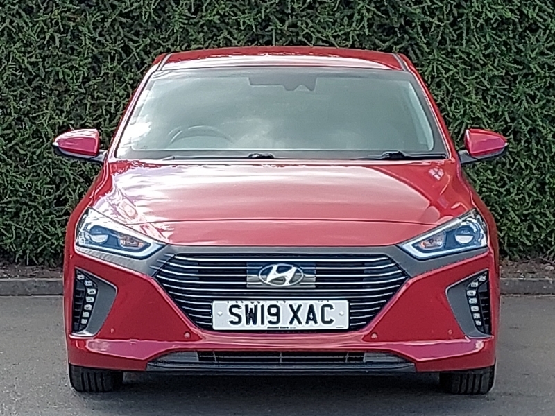 Hyundai Ioniq Premium Black #14
