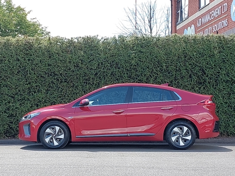 Hyundai Ioniq 1.6 Gdi Hybrid Premium Se Dct Red #4