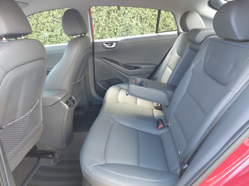 Hyundai Ioniq 1.6 Gdi Hybrid Premium Se Dct Red #6