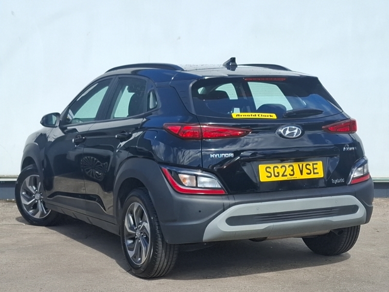 Hyundai Kona 1.6 Gdi Hybrid Se Connect Dct Black #2
