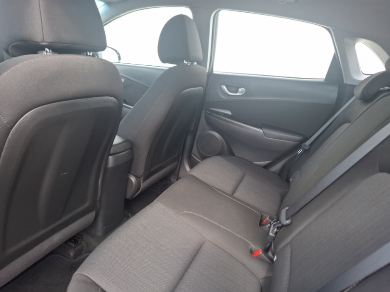 Hyundai Kona 1.6 Gdi Hybrid Se Connect Dct Black #6