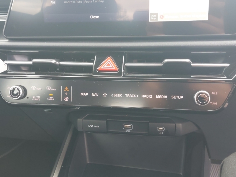 Kia Niro 1.6 Gdi 127 Hybrid 4 Dct White #16