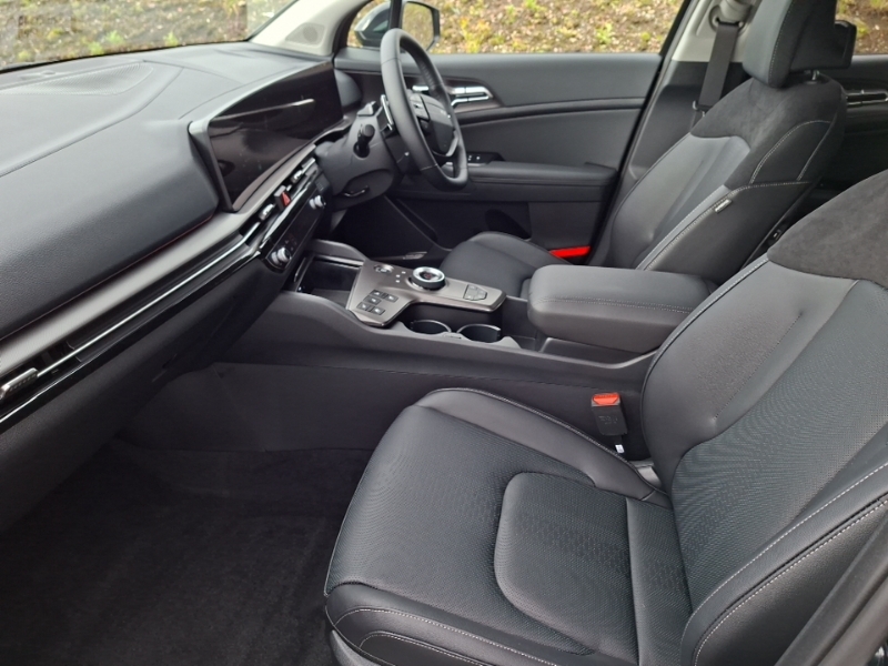 Kia Sportage 1.6T Gdi Hev Storm Black #5
