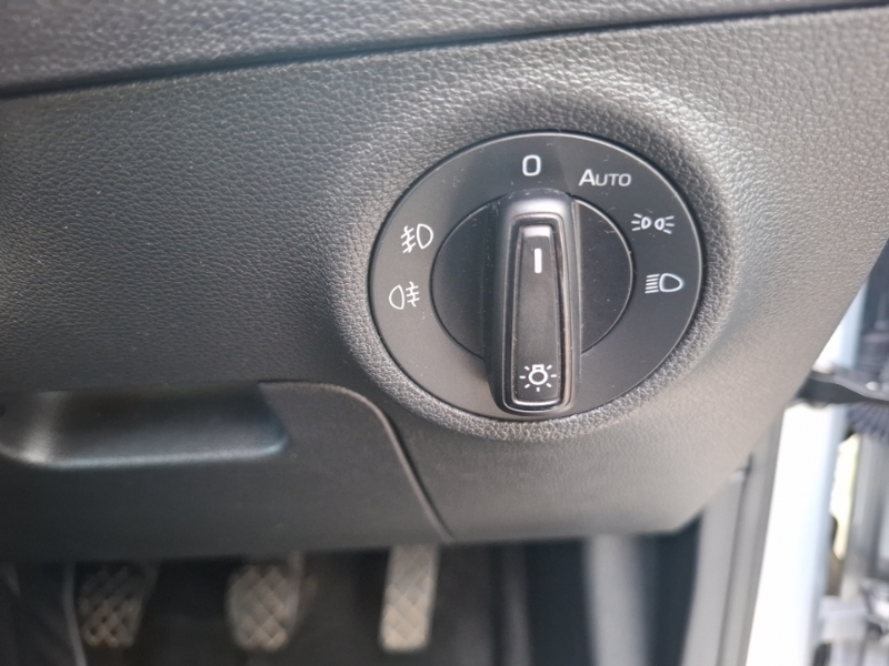Skoda Karoq 1.5 Tsi Se Blue #16