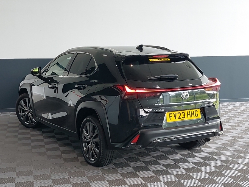 Lexus UX 250H 2.0 F-sport Design Cvt Black #2