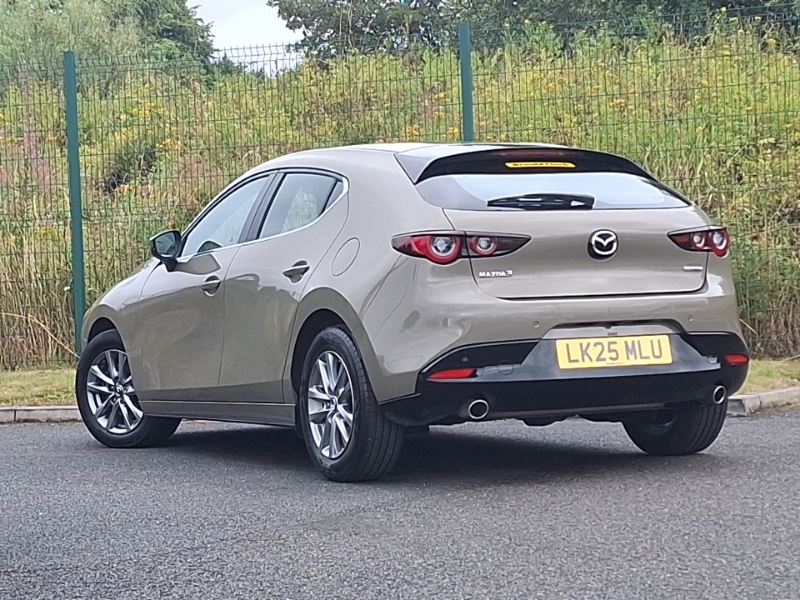 Mazda 3 2.5 E-skyactiv G Mhev 140 Centre-line Brown #2