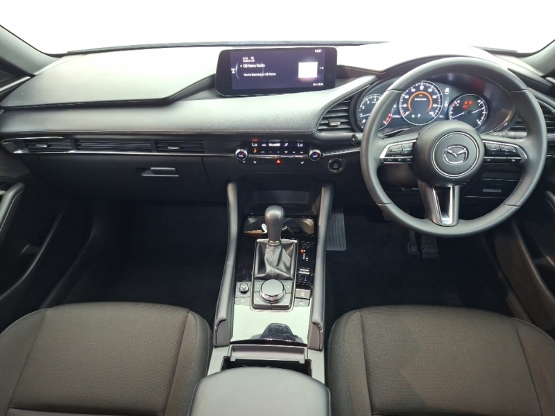 Mazda 3 2.5 E-skyactiv G Mhev 140 Exclusive-line White #3