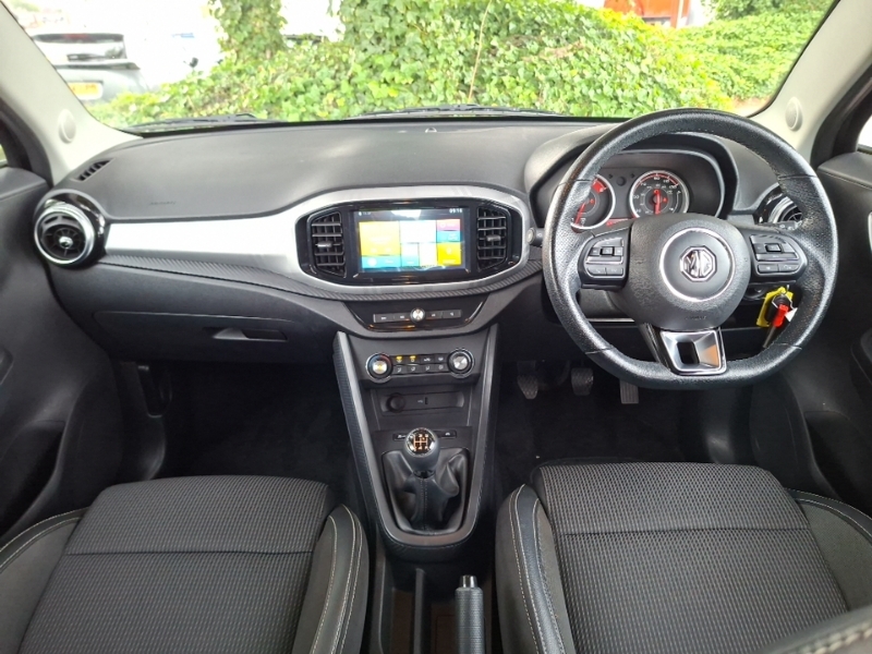 MG MG3 1.5 Vti-tech Exclusive Navigation Black #3
