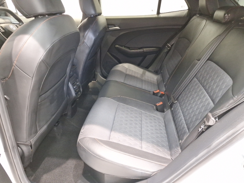 MG MG3 1.5 Hybrid Trophy White #6