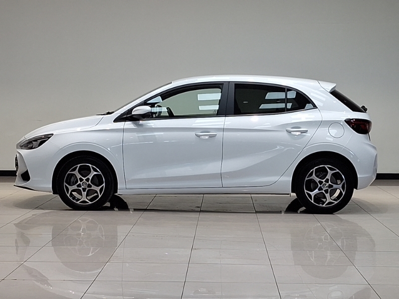 MG MG3 1.5 Hybrid Trophy White #4
